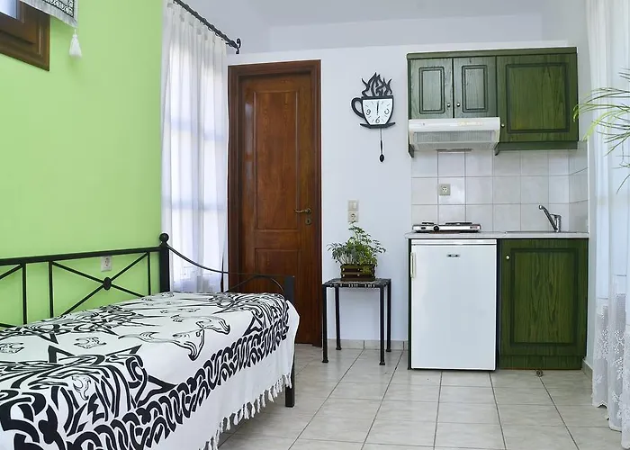 Onar Studios Apartment Koufonisia